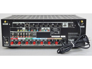 デノンAVレシーバーの背面