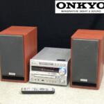 東京都足立区でONKYO【X-N7EX(D)】オンキョー　CD/MDチューナーアンプシステムの買取をさせていただきました。
